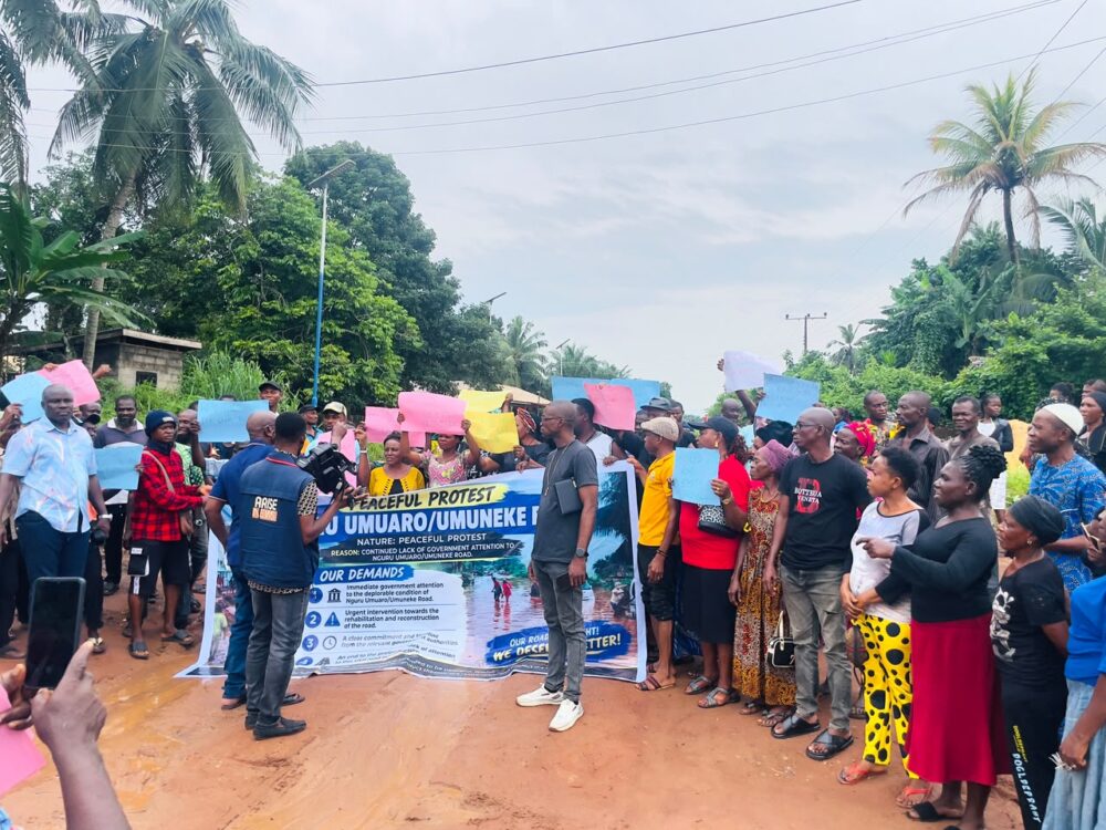Imo Community Protests, Tasks Uzodimma On Horrible Road